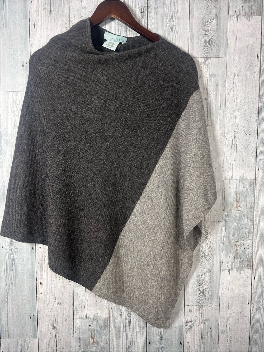 Celeste 90% Wool 10% Cashmere Poncho Cape Colorblock Grey Soft Luxury Knit